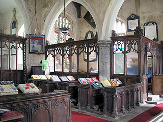 Croxton - aisle screen